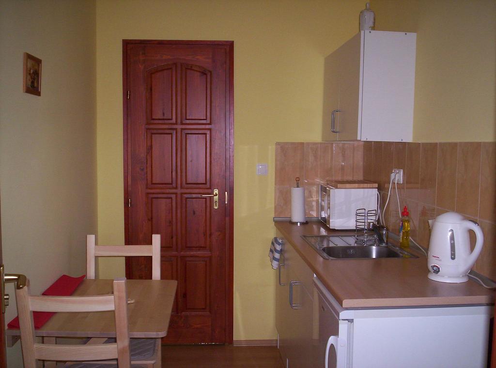 Kondics Apartmanhaz Sárvár Eksteriør bilde