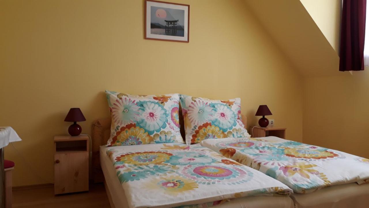 Kondics Apartmanhaz Sárvár Eksteriør bilde