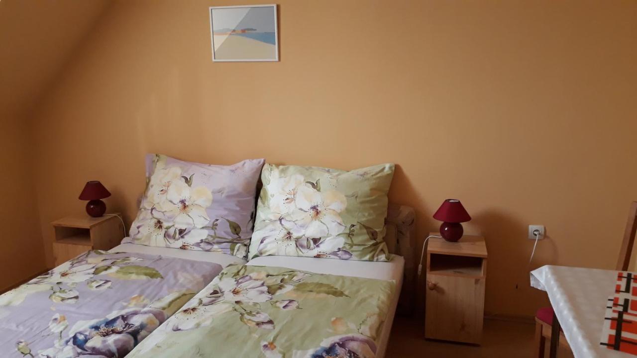 Kondics Apartmanhaz Sárvár Eksteriør bilde